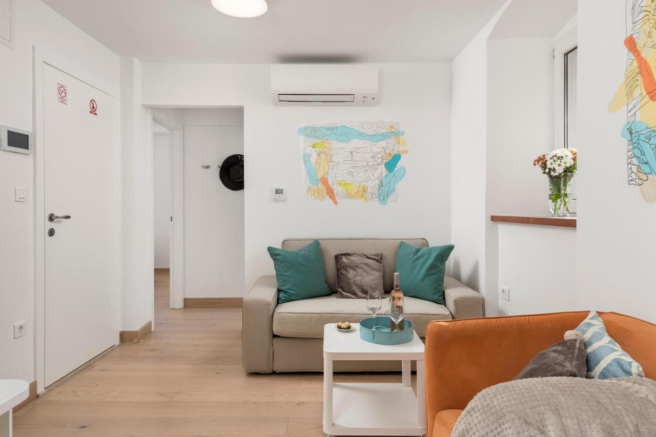 Beautiful Apartment House On The Seaside Ika Extérieur photo