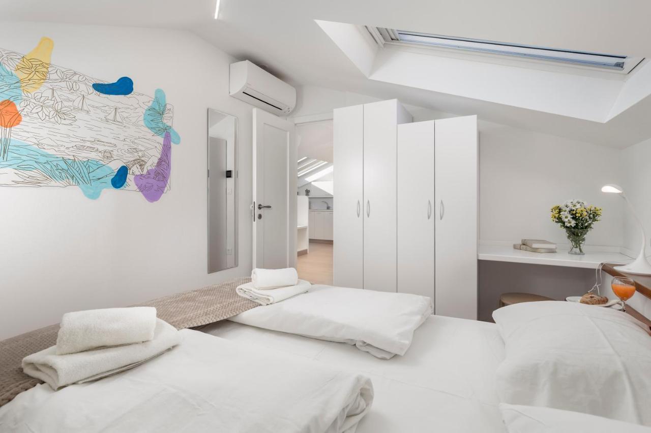Beautiful Apartment House On The Seaside Ika Extérieur photo
